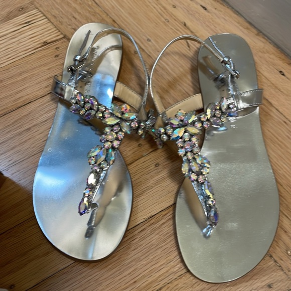 Ivanka Trump “Faye” Jeweled Embellished Flat Silver Sandal - Picture 1 of 4